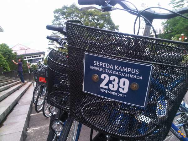 sepeda kampus