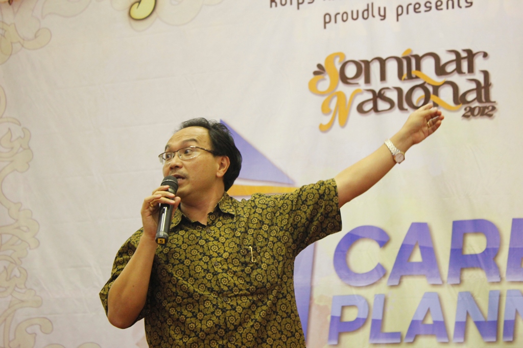 Budiman Tanuredjo (KOMPAS), salah satu pembicara di seminar tersebut. ©Nawang Wulan