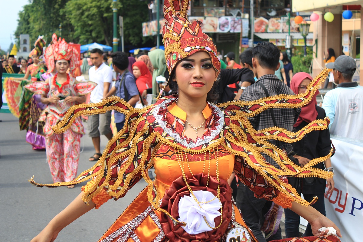 Tarian Khas Jawa  Timur  Adat Budaya  Indonesia